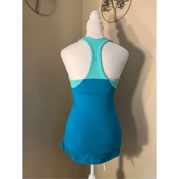 Lululemon Inner Strength Athletic Tank Top in Oasis River Rock Aqua Teal Size 4 - Picture 2 of 6